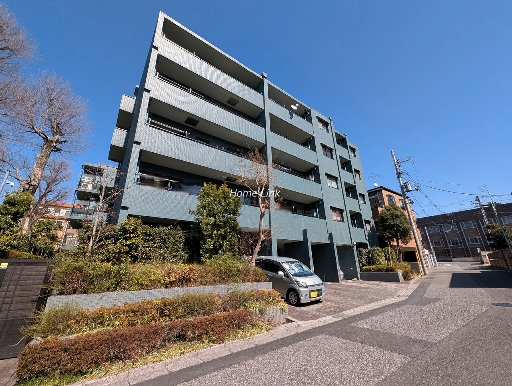 クアトロウーノ城北中央公園　南側からの外観